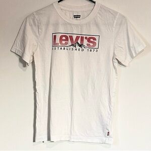 Levi's White Tee with Red Logo - Size: 10/12